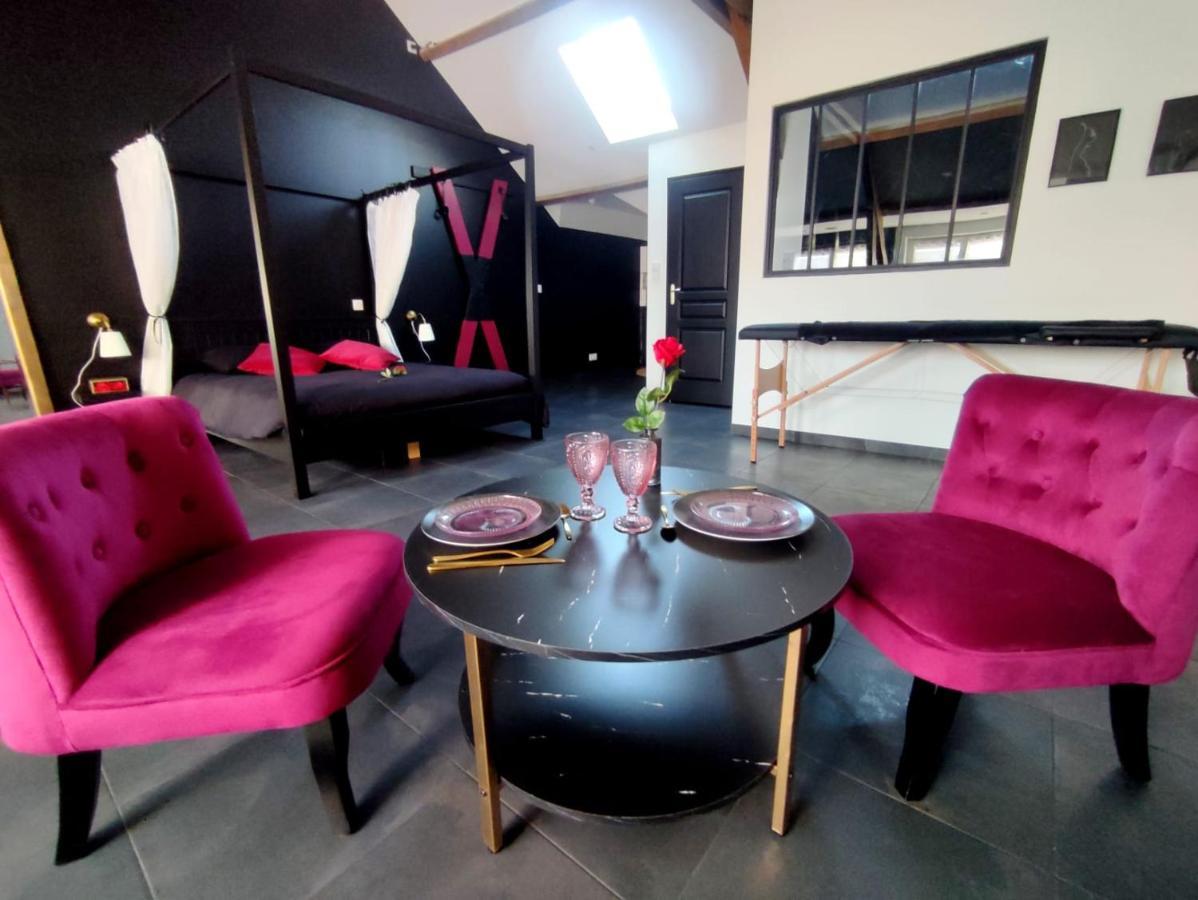 Love Room A Монтаржи Екстериор снимка